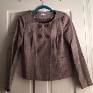 Semantiks cotton/ linen jacket with beautiful brown buttons. Size 6